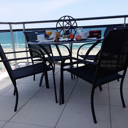 Albatros Apartment กาเนต์-อ็อง-รูสซียง ภายนอก รูปภาพ