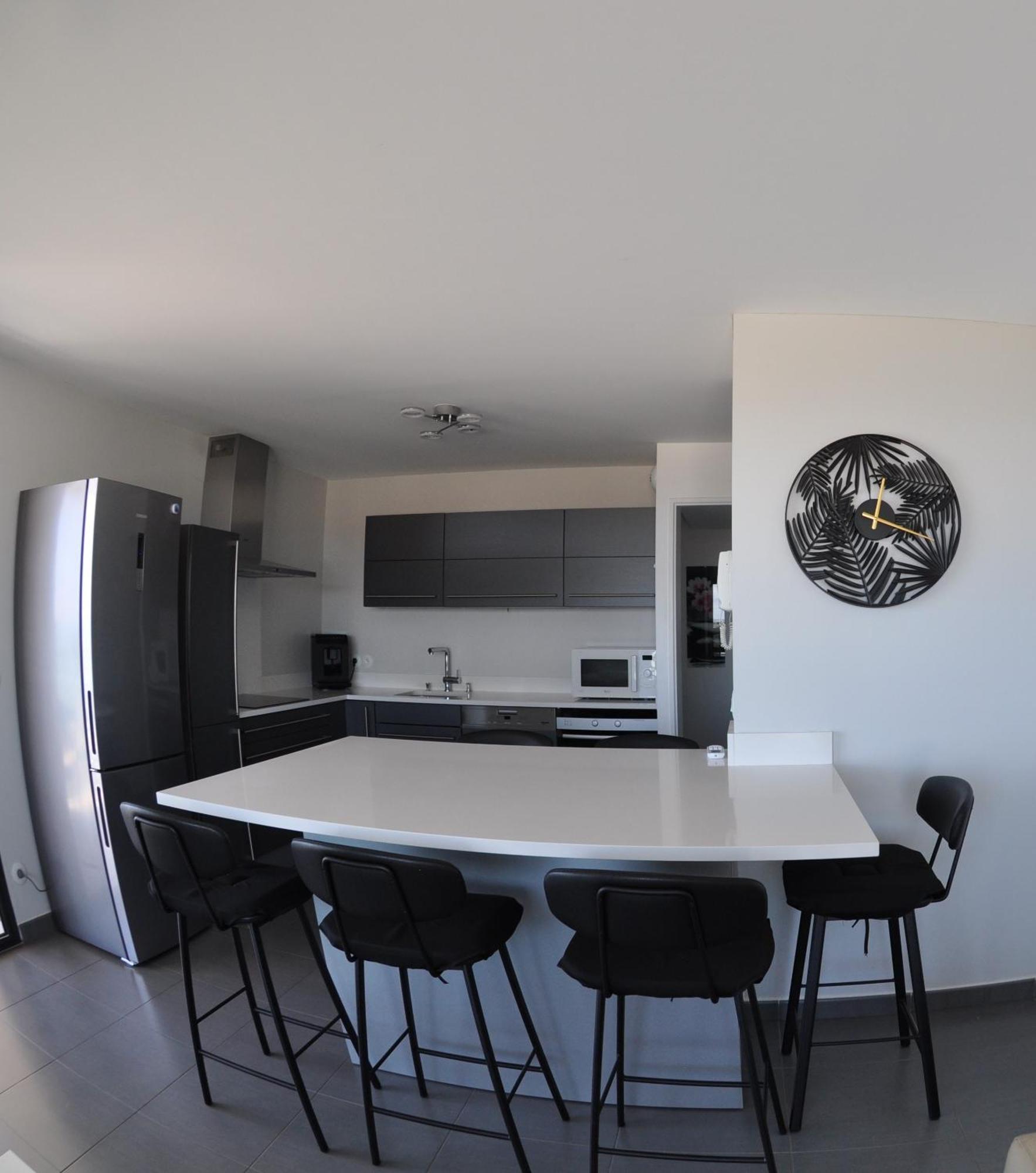 Albatros Apartment กาเนต์-อ็อง-รูสซียง ภายนอก รูปภาพ